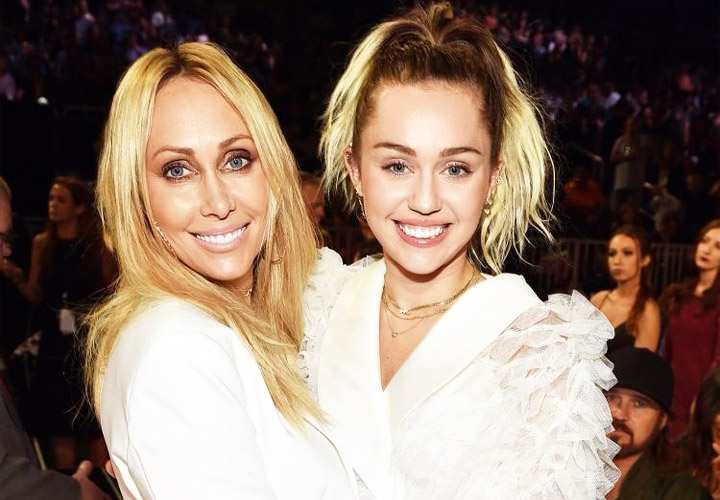  Tish-Cyrus-Miley-Cyrus celebrity children